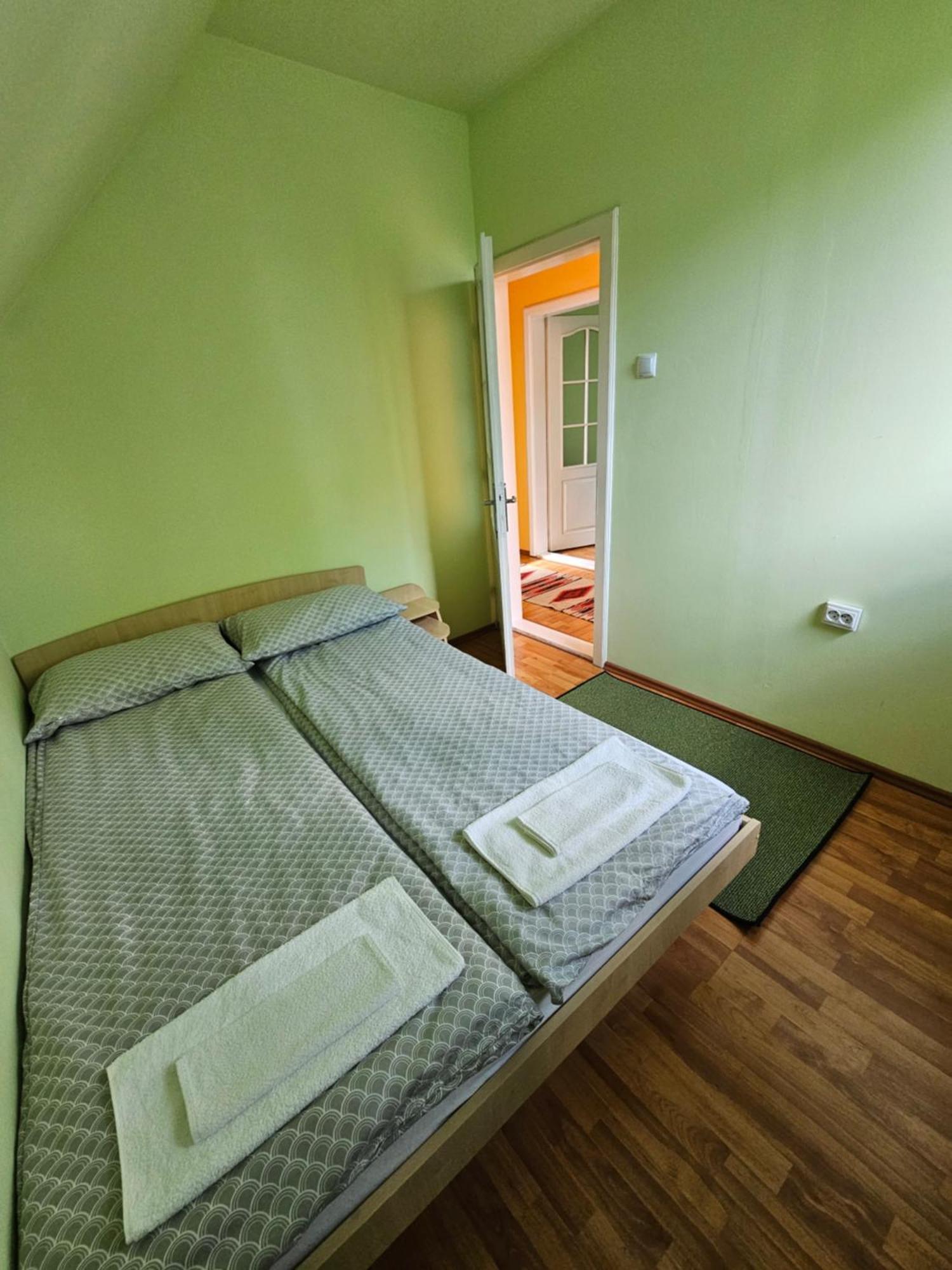 Fuzfa Apartman Joseni  Eksteriør billede